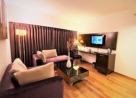 GIS Select Banjara  Hills