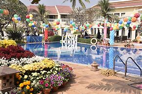 The Hans Coco Palms