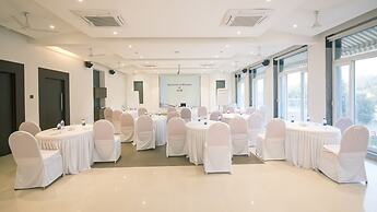 7 Apple Resort Lonavala