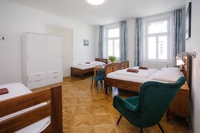 Cuba Bar & Hostel