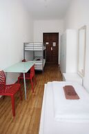 Cuba Bar & Hostel