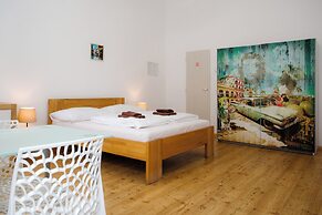 Cuba Bar & Hostel