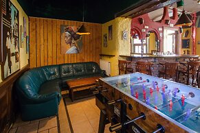 Cuba Bar & Hostel