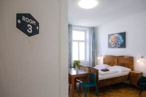 Cuba Bar & Hostel
