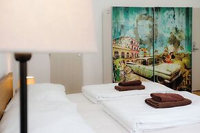 Cuba Bar & Hostel