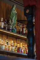 Cuba Bar & Hostel