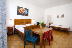 Cuba Bar & Hostel
