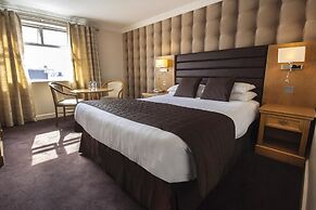 Greville Arms Hotel