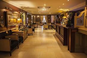 Greville Arms Hotel