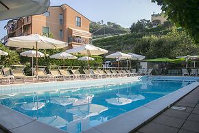 Residence Holidays