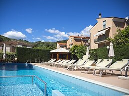 Residence Holidays