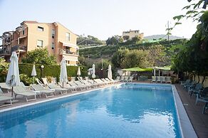 Residence Holidays