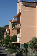 Residence Holidays
