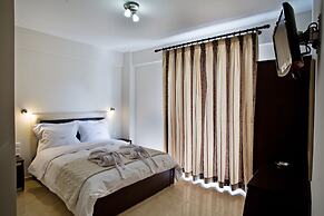 RG Status Hotel