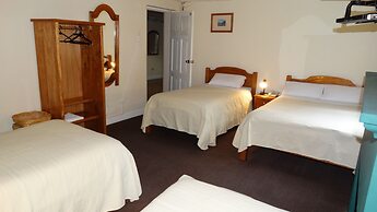 Travellers Inn