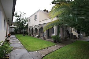 Travellers Inn