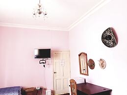 Travellers Inn