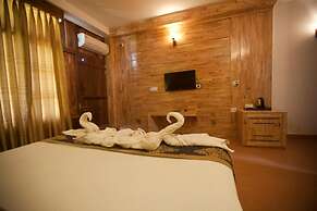 Symphony Palms Beach Resort