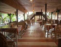 Symphony Palms Beach Resort