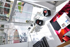 Adina Serviced Apartments Canberra Dickson