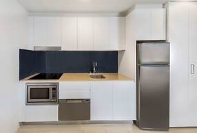 Adina Serviced Apartments Canberra Dickson