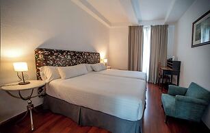 Hotel Simón