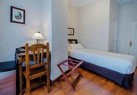 Hotel Simón