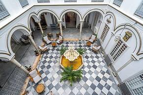 Hotel Simón