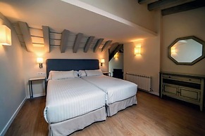 Hotel Simón