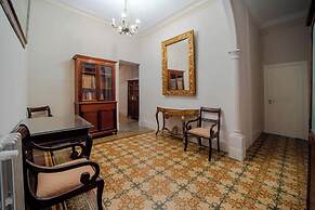 Hotel Simón