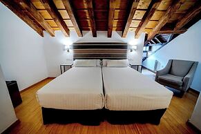Hotel Simón