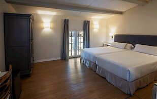 Hotel Simón