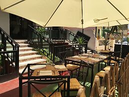 For Rest Aparthotel