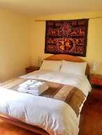 Apu Lodge B&B