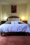 Apu Lodge B&B