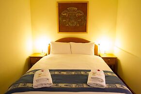 Apu Lodge B&B