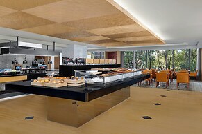 Courtyard by Marriott Shanghai Central