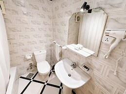 Karnak Hotel Luxor