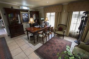 Le Cozmo Guest House