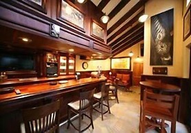 Le Cozmo Guest House