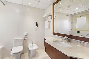 Al Hamra Village Hotel