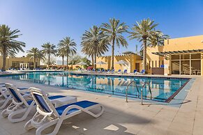 Al Hamra Village Hotel