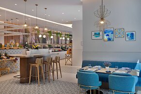 Residence Inn by Marriott Sheikh Zayed Road