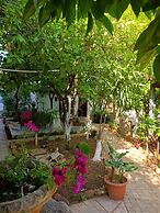 Hadrianus Hotel