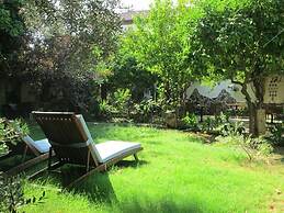 Hadrianus Hotel