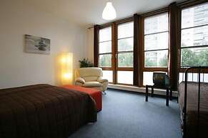 Apartment Engel