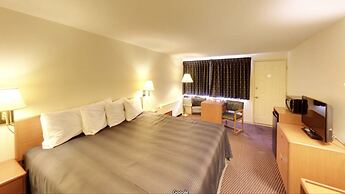 Travelers Inn
