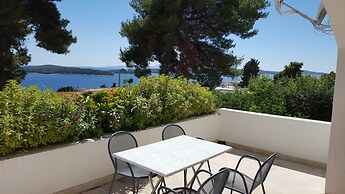 Apartments and rooms Rogosic