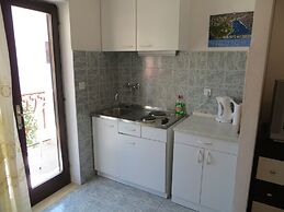 Apartments and rooms Rogosic