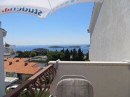 Apartments and rooms Rogosic